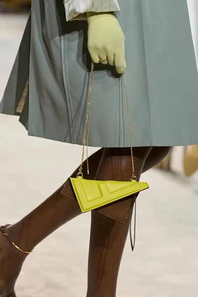 Look 142